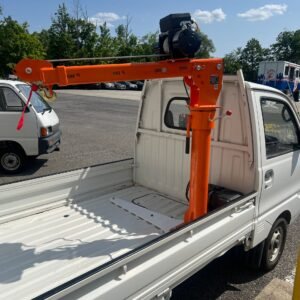 1991 Mitsubishi Minicab w/ Heavy Duty Crane