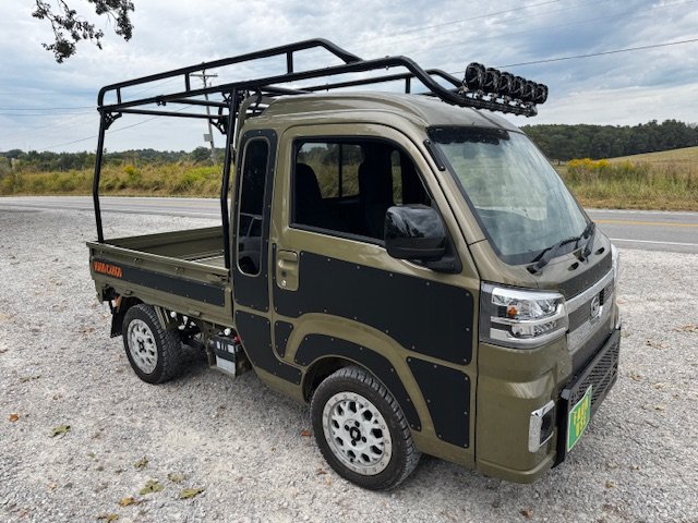 2022 Daihatsu Hijet for sale - photo 1