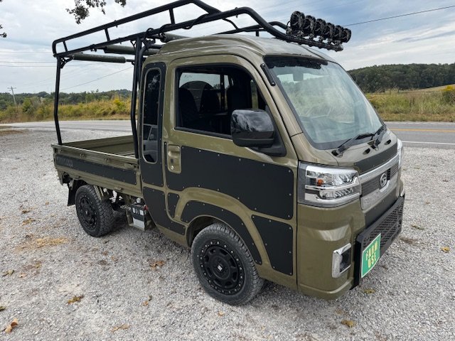 2022 Daihatsu Hijet for sale - photo 1