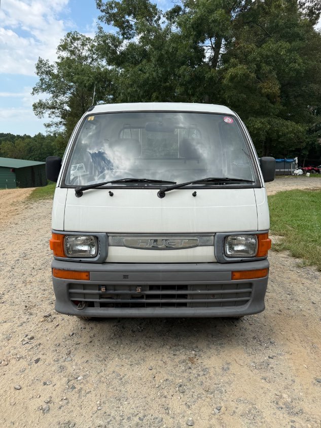 1995 Daihatsu Hijet 4WD Automatic Mini Truck — photo 2