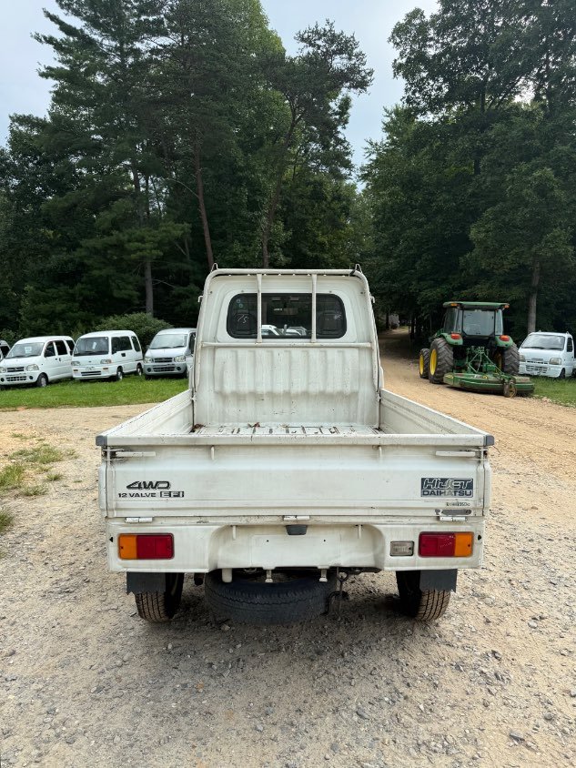 1995 Daihatsu Hijet 4WD Automatic Mini Truck — photo 6