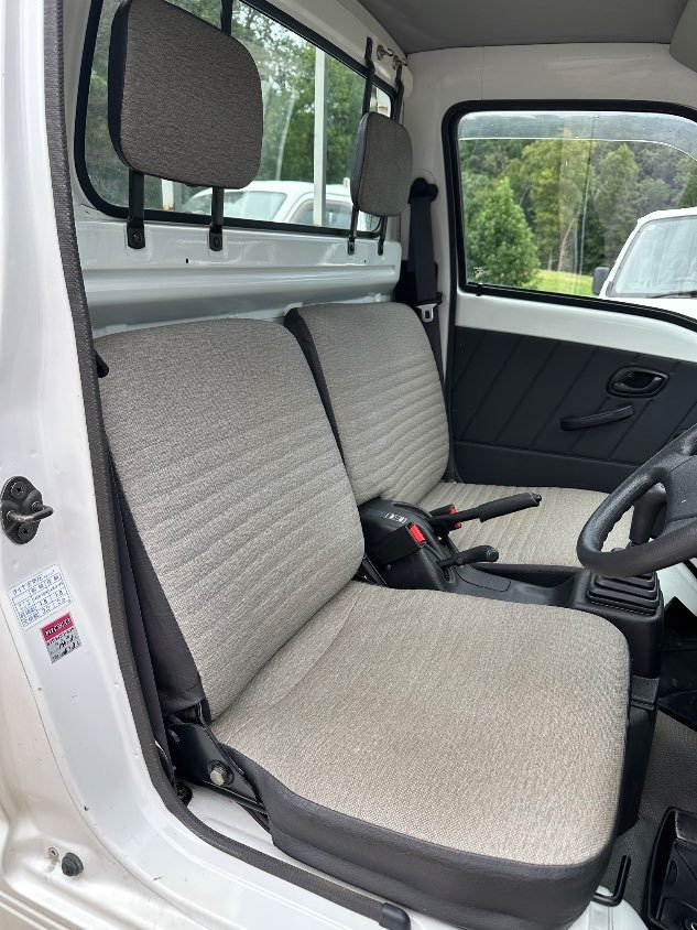1995 Suzuki Carry 4WD Manual Mini Truck — photo 18