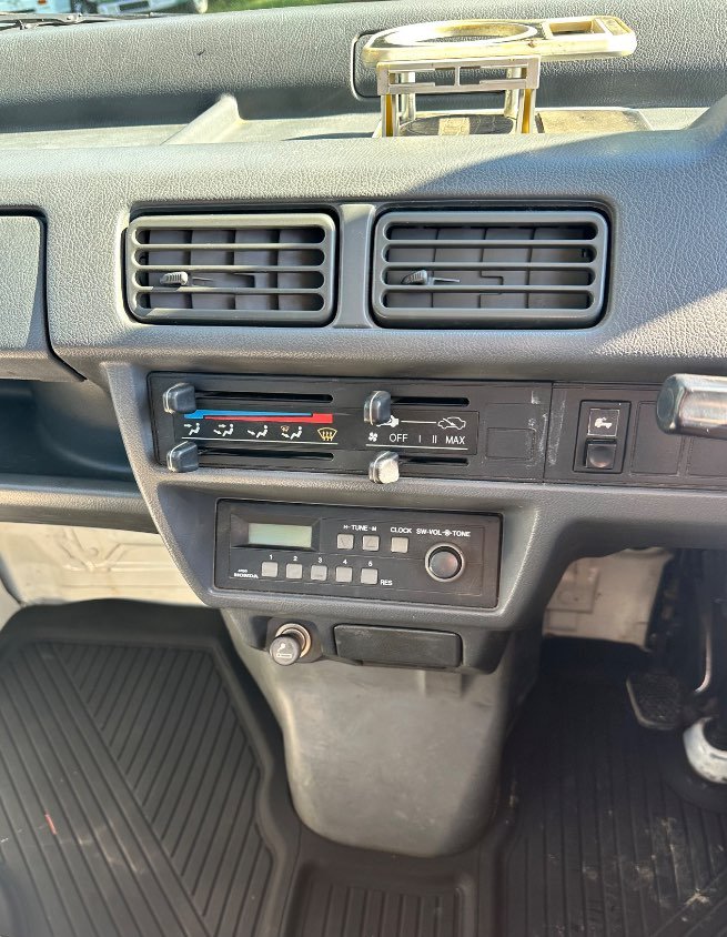 1997 Honda Acty 4WD Manual Mini Truck — photo 14