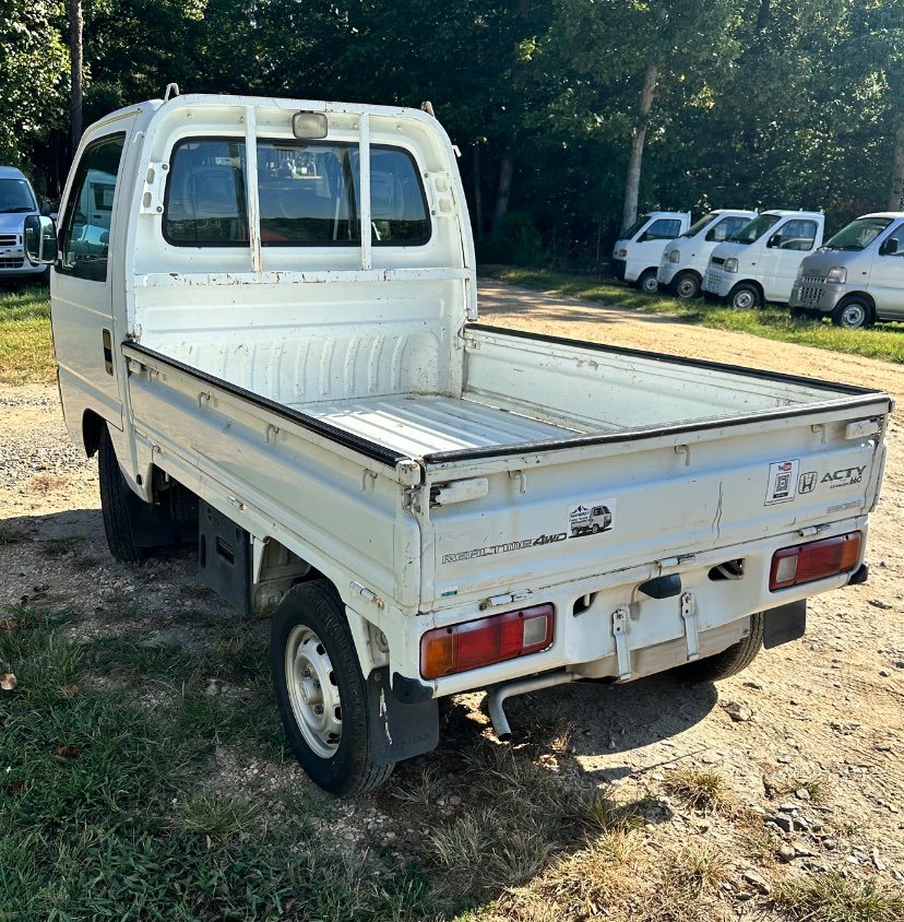 1997 Honda Acty 4WD Manual Mini Truck — photo 9
