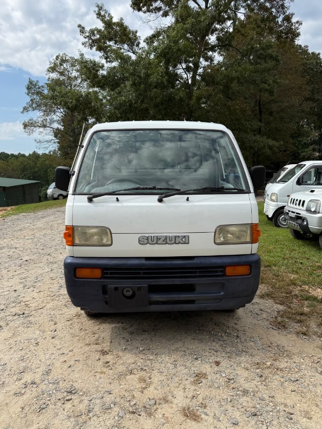 1997 Suzuki Carry 4WD Manual Mini Truck — photo 2