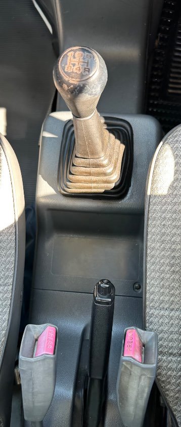1998 Honda Acty 4WD Manual Mini Truck — photo 11