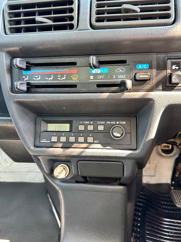 1998 Honda Acty 4WD Manual Mini Truck — photo 12