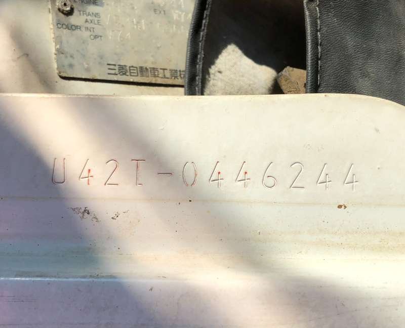 1998 Mitsubishi Minicab 4WD Manual Mini Truck — photo 2