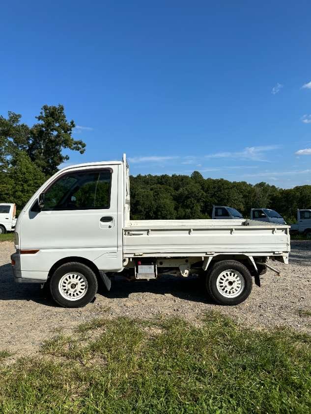 1998 Mitsubishi Minicab 4WD Manual Mini Truck — photo 11