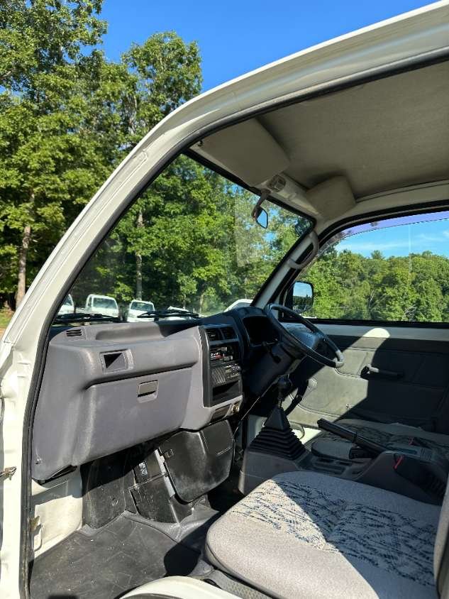 1998 Mitsubishi Minicab 4WD Manual Mini Truck — photo 16