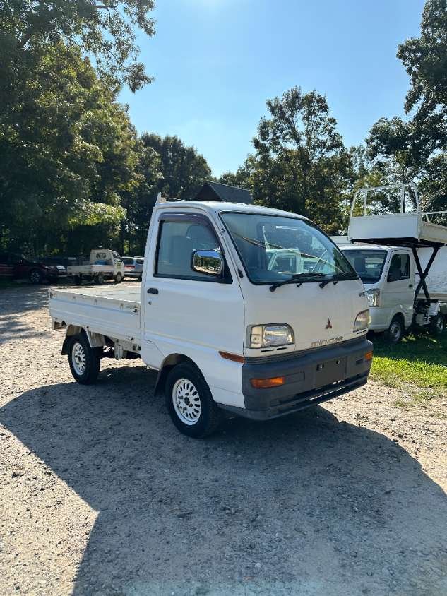 1998 Mitsubishi Minicab 4WD Manual Mini Truck — photo 4