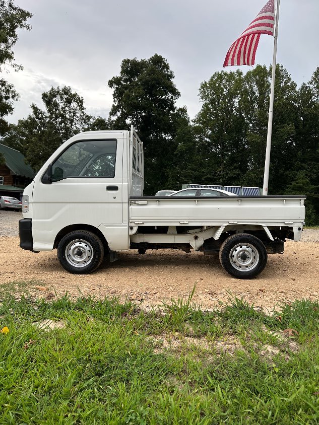 1999 Daihatsu Hijet 4WD Manual Mini Truck — photo 13