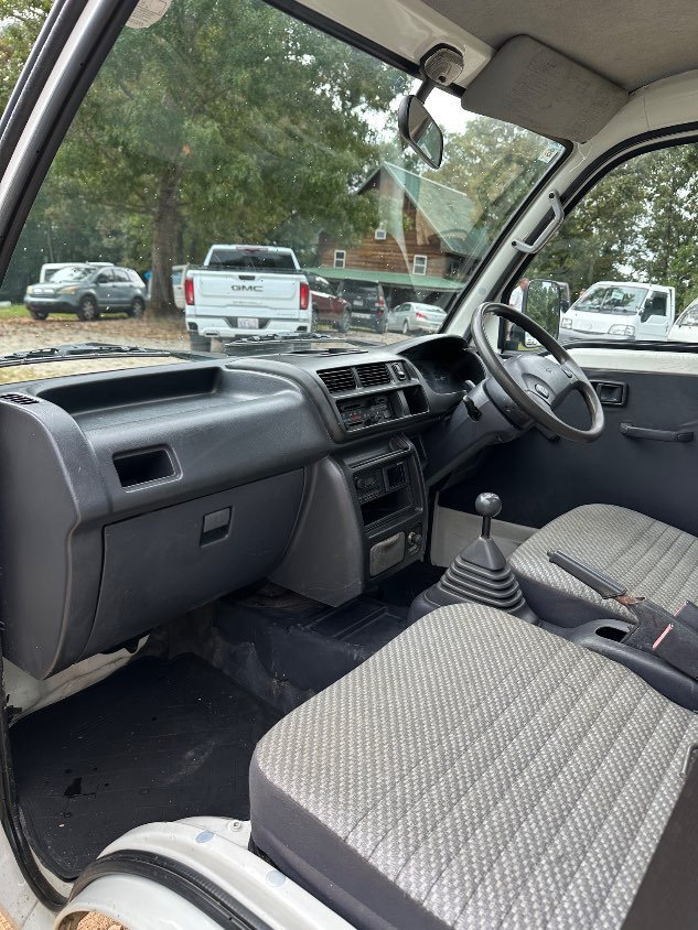 1999 Daihatsu Hijet 4WD Manual Mini Truck — photo 15