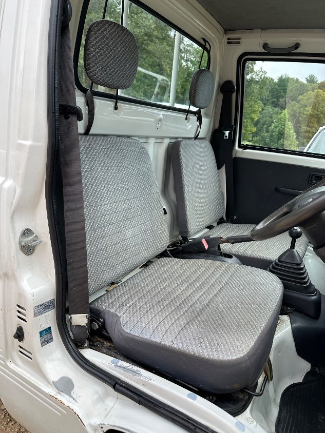 1999 Daihatsu Hijet 4WD Manual Mini Truck — photo 17