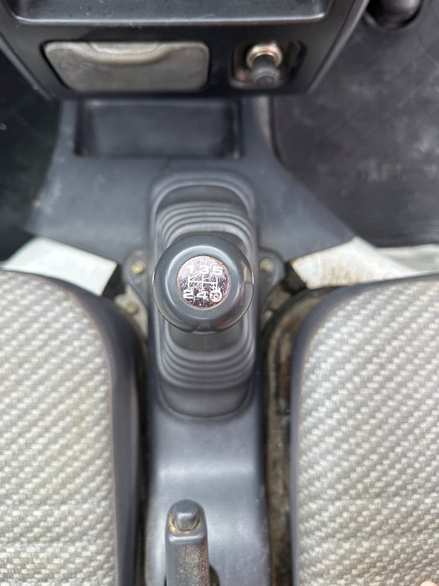 1999 Daihatsu Hijet 4WD Manual Mini Truck — photo 18