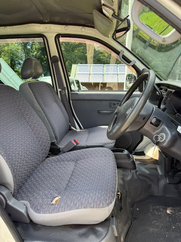 2000 Daihatsu Atrai Automatic Kei Van — photo 13