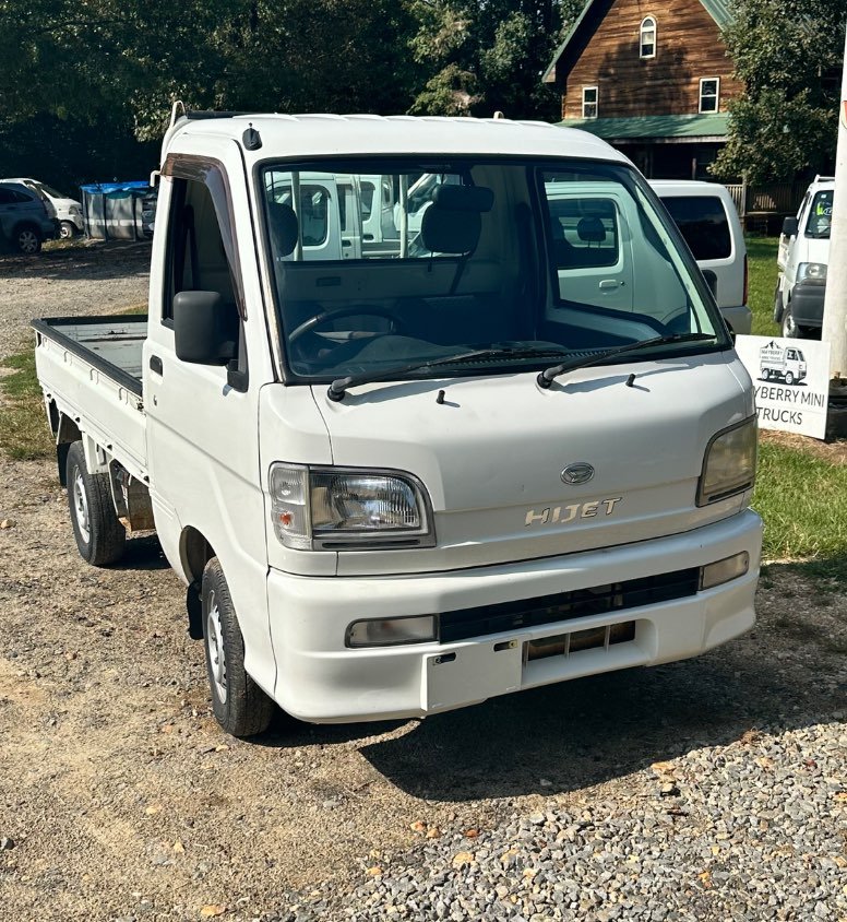 2000 Daihatsu Hijet 4WD Manual Mini Truck — photo 3