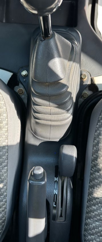 2000 Daihatsu Hijet 4WD Manual Mini Truck — photo 11