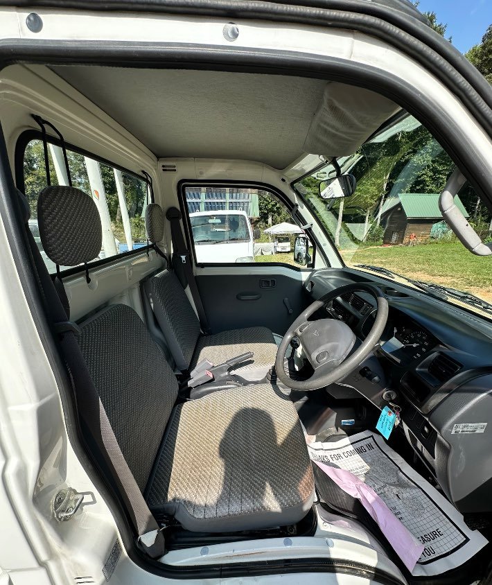 2000 Daihatsu Hijet 4WD Manual Mini Truck — photo 13
