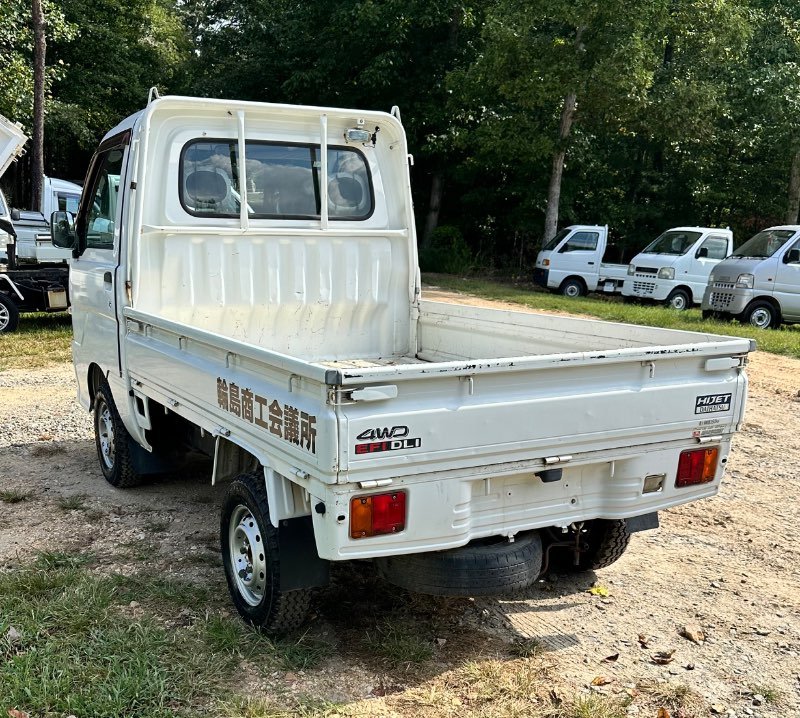 2000 Daihatsu Hijet 4WD Manual Mini Truck — photo 7