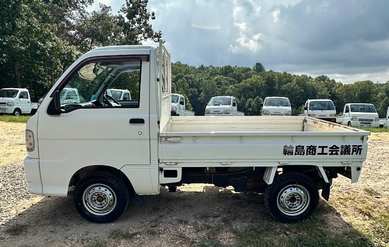 2000 Daihatsu Hijet 4WD Manual Mini Truck — photo 8