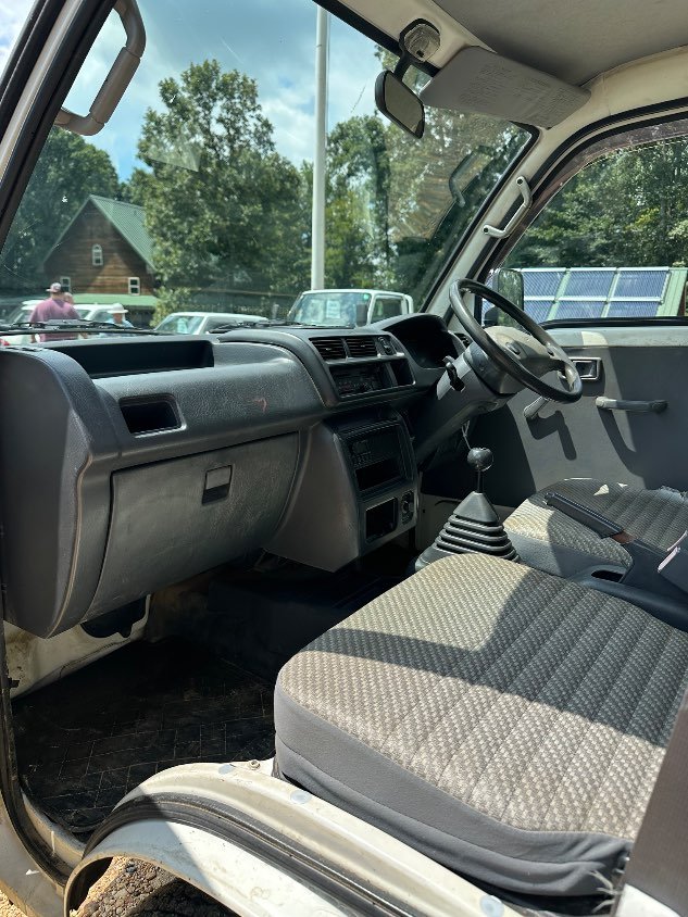 2000 Daihatsu Hijet 4WD Manual Mini Truck — photo 15