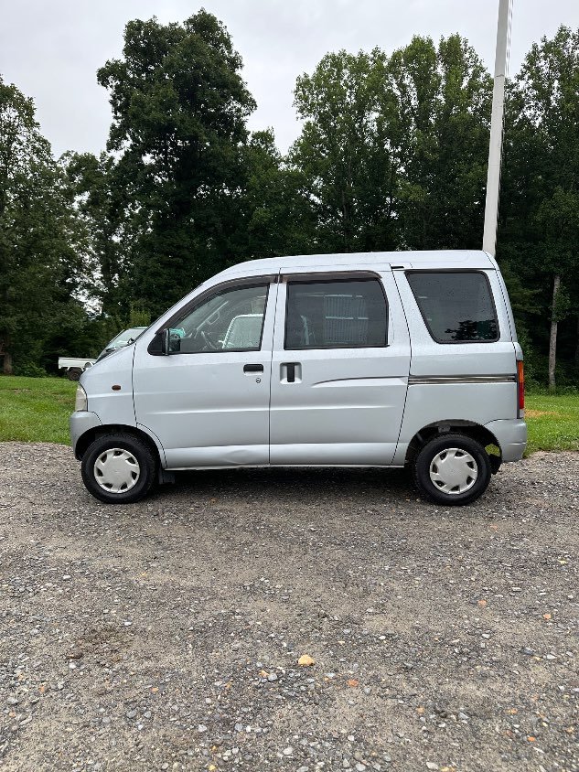2000 Daihatsu Hijet Van 2WD Automatic Kei Van — photo 11