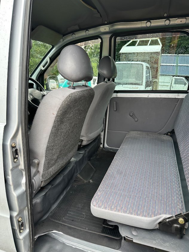 2000 Daihatsu Hijet Van 2WD Automatic Kei Van — photo 14