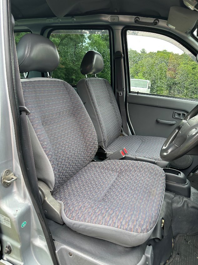 2000 Daihatsu Hijet Van 2WD Automatic Kei Van — photo 16