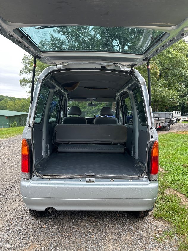 2000 Daihatsu Hijet Van 2WD Automatic Kei Van — photo 9