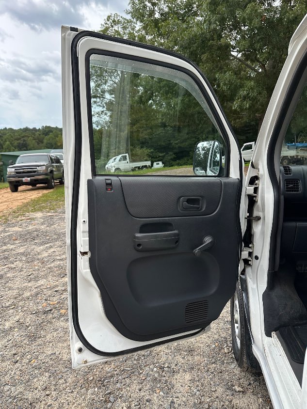 2000 Honda Acty 4WD Manual Mini Truck — photo 14