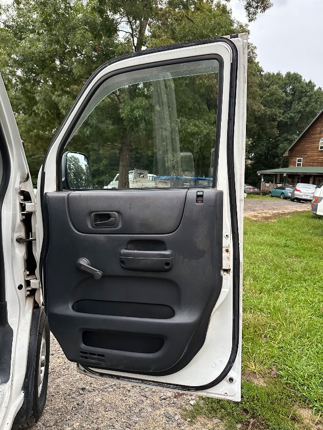 2000 Honda Acty 4WD Manual Mini Truck — photo 16