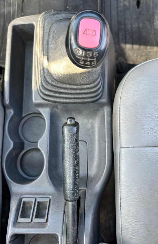 2000 Subaru Sambar 4WD Manual Mini Truck — photo 11