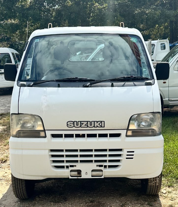 2000 Suzuki Carry 2WD Automatic Mini Truck — photo 2