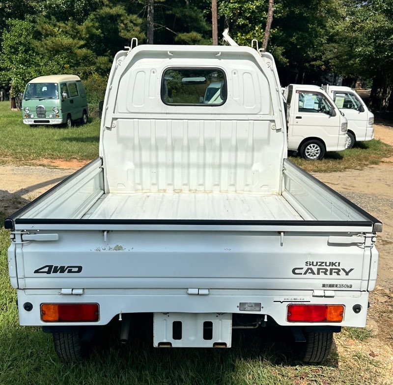 2000 Suzuki Carry 2WD Automatic Mini Truck — photo 5