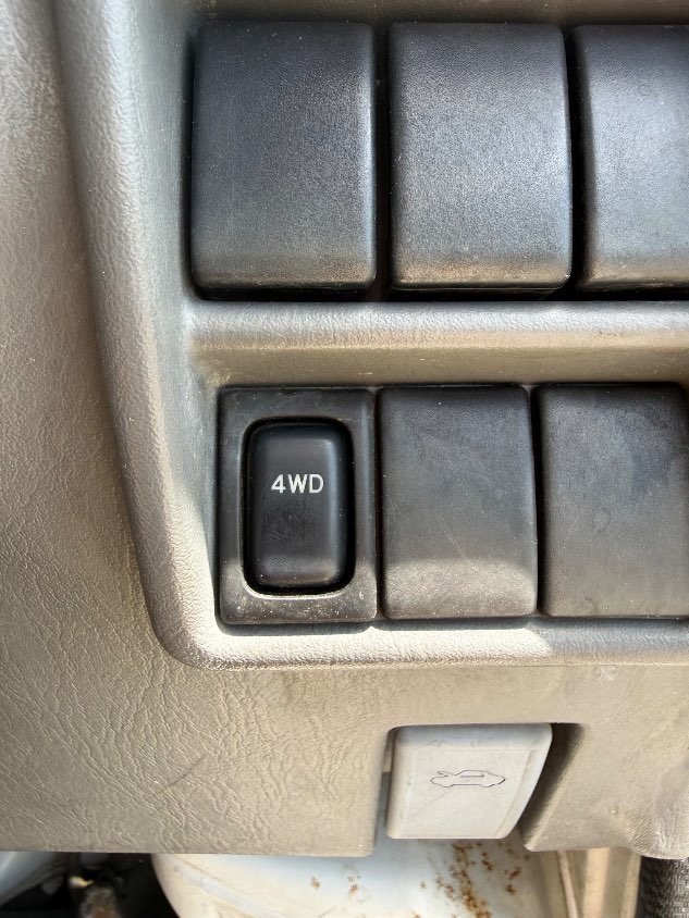 2000 Suzuki Carry 4WD Automatic Mini Truck — photo 15