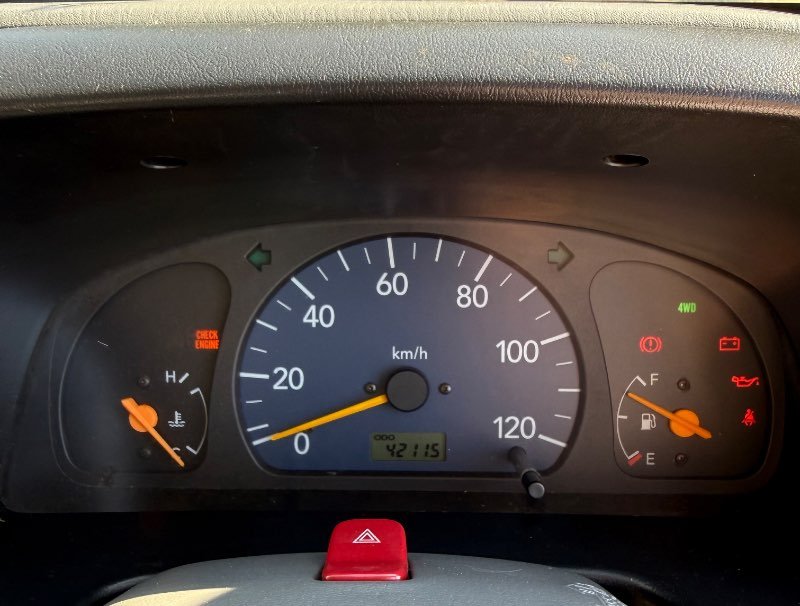 2000 Suzuki Carry 4WD Manual Mini Truck — photo 12