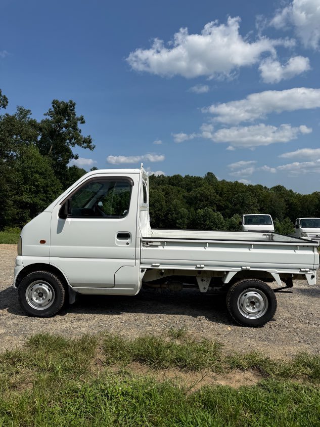 2000 Suzuki Carry 4WD Manual Mini Truck — photo 9