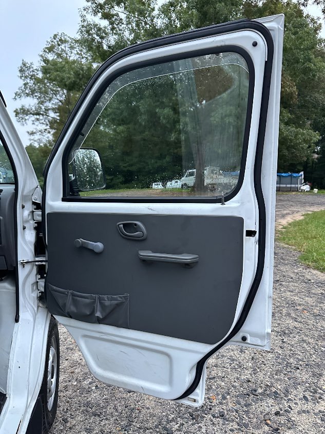 2000 Suzuki Carry 4WD Manual Mini Truck — photo 16