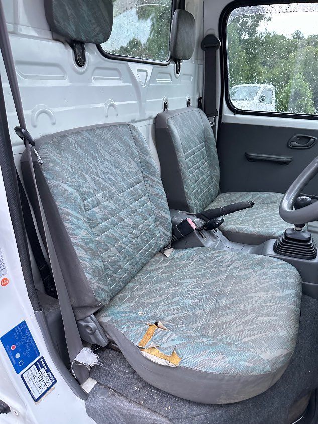 2000 Suzuki Carry 4WD Manual Mini Truck — photo 17