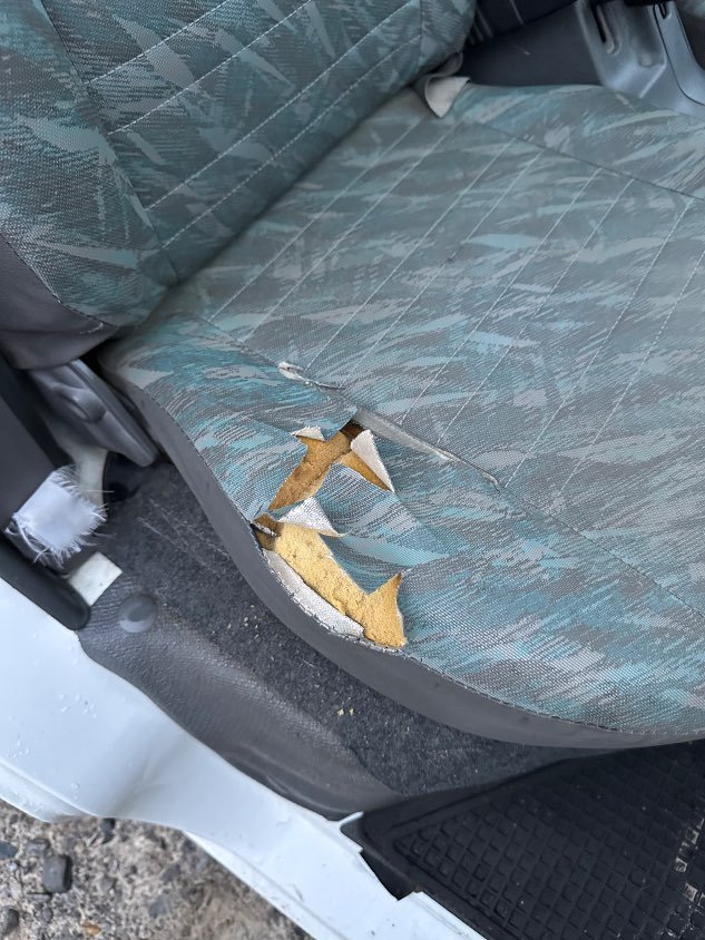 2000 Suzuki Carry 4WD Manual Mini Truck — photo 21