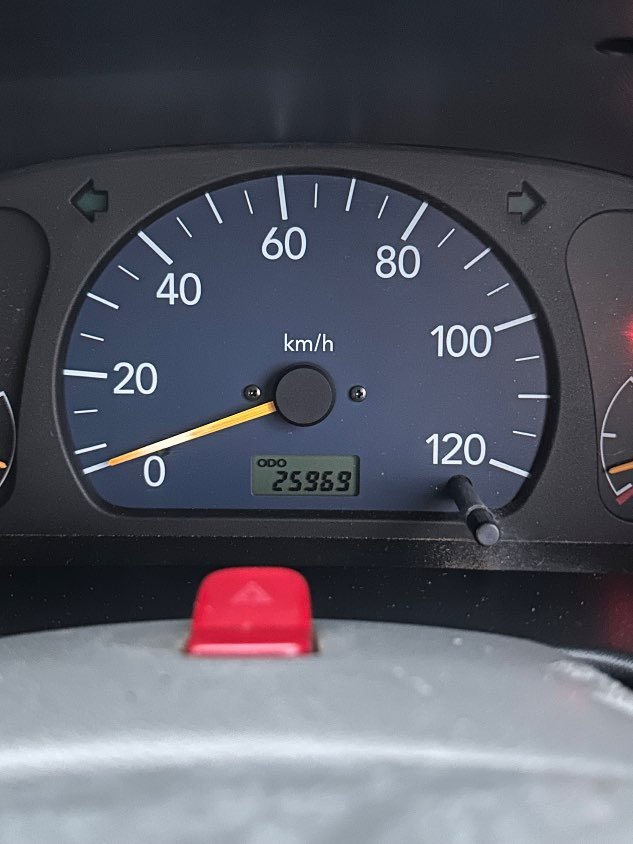2000 Suzuki Carry 4WD Manual Mini Truck — photo 3