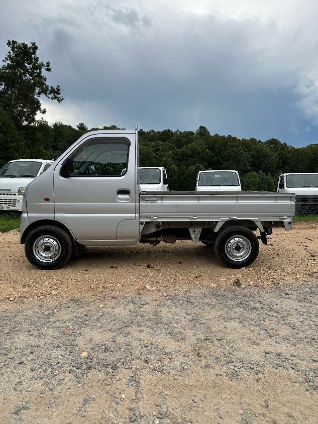 2000 Suzuki Carry 4WD Manual Mini Truck — photo 12
