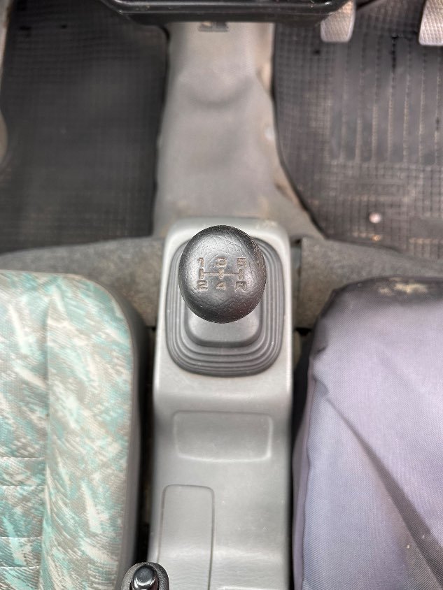 2000 Suzuki Carry 4WD Manual Mini Truck — photo 16