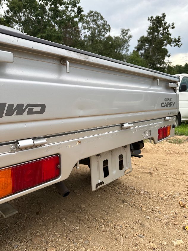 2000 Suzuki Carry 4WD Manual Mini Truck — photo 22