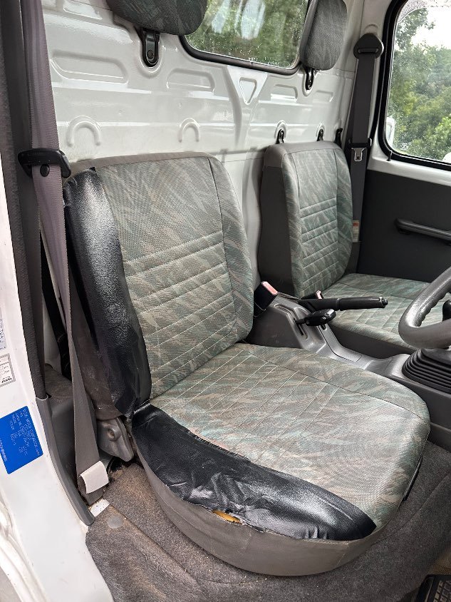 2000 Suzuki Carry 4WD Manual Mini Truck — photo 17