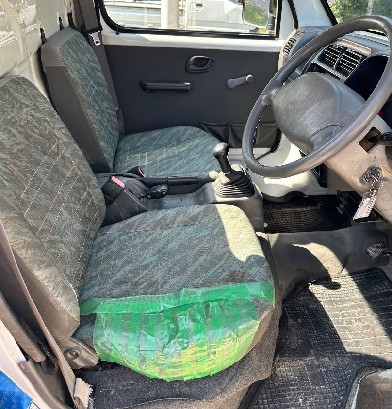 2000 Suzuki Carry 4WD Manual Mini Truck — photo 12