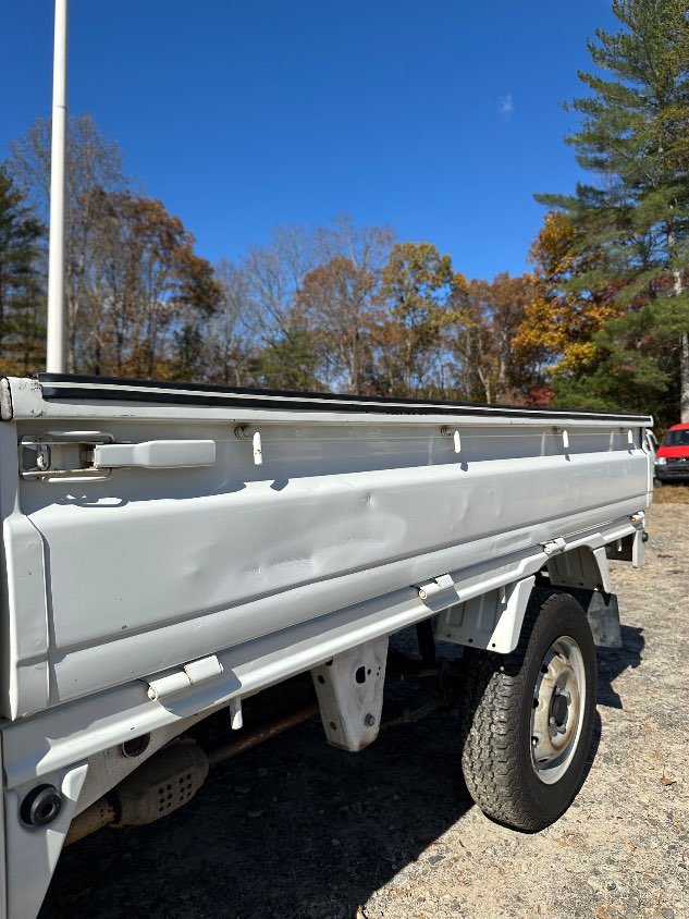 2000 Suzuki Carry 4WD Manual Mini Truck — photo 23
