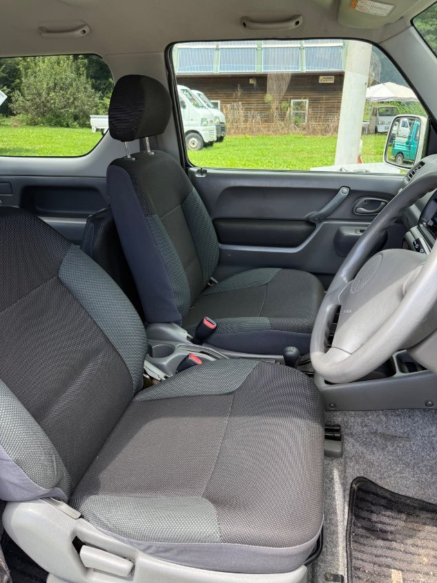 2000 Suzuki Jimny 4WD Automatic Kei 4x4 — photo 11