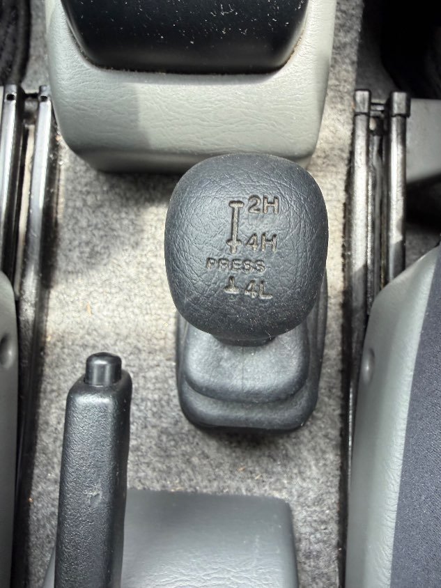 2000 Suzuki Jimny 4WD Automatic Kei 4x4 — photo 16